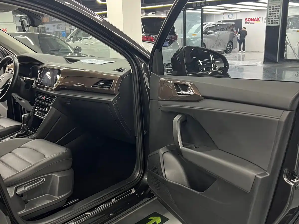 Volkswagen Tharu 2022 280TSI FWD Luxury Edition фото 9