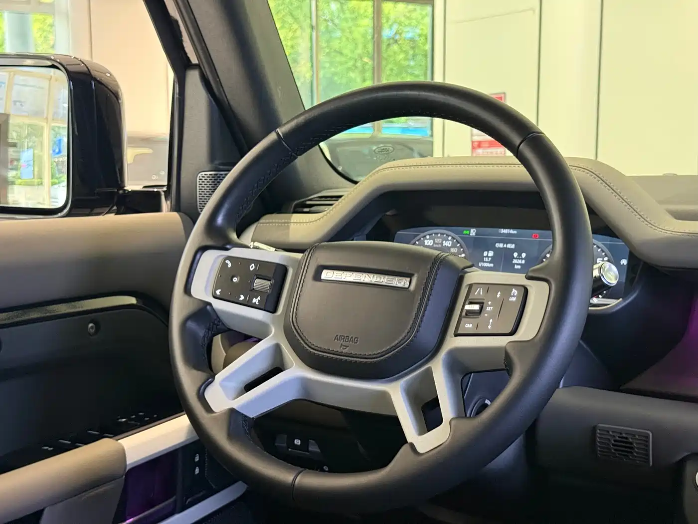Land Rover Defender 2022 110 P400 X-DYNAMIC HSE фото 12