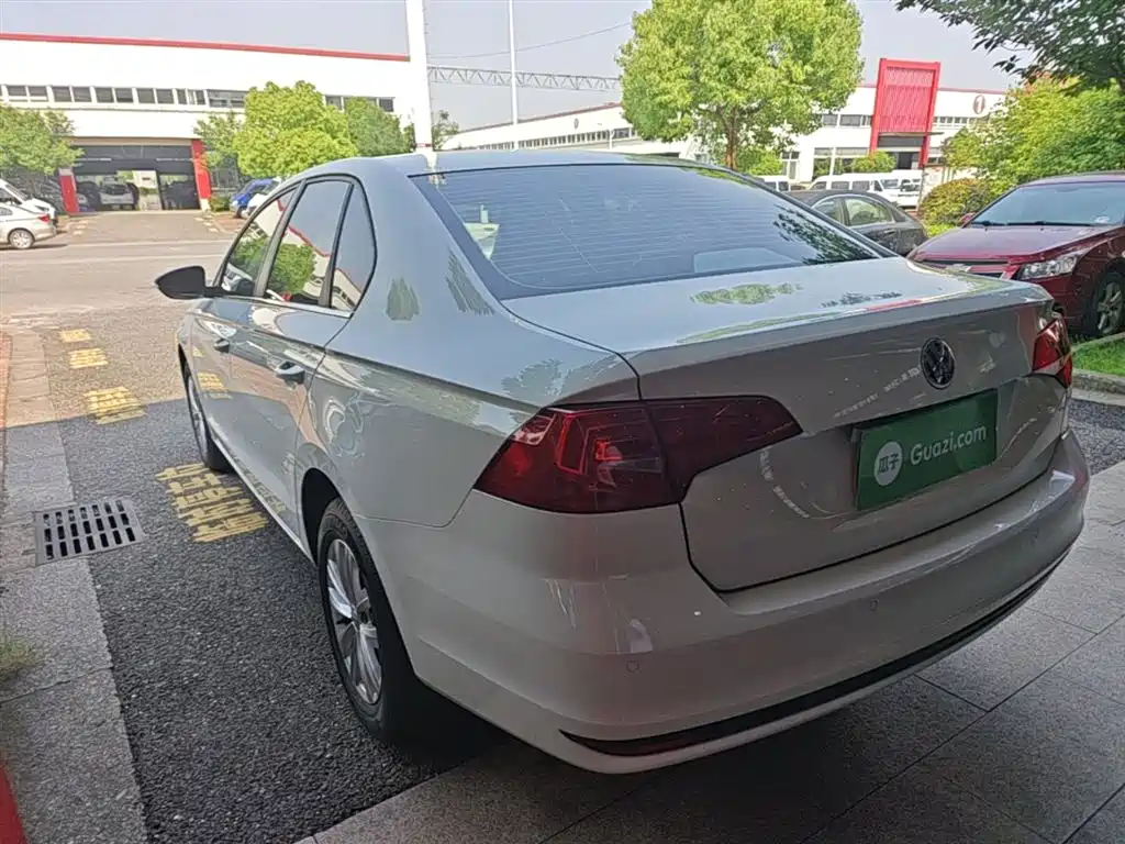 Volkswagen Bora 2018 1.5L Automatic Fashion фото 5