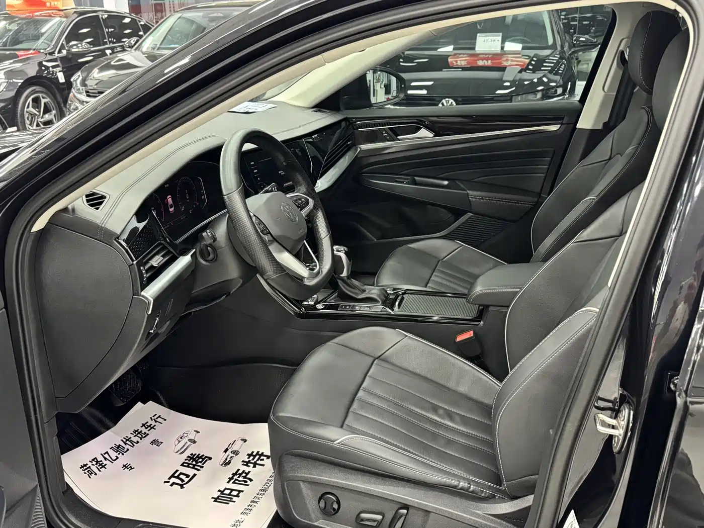 Volkswagen Passat 2023 330TSI Elite Edition фото 4