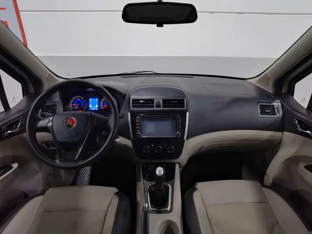 Dongfeng Fengxing Joyear X3 2016 2016 1.5L Comfort
