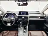 Фото 8 - Lexus RX