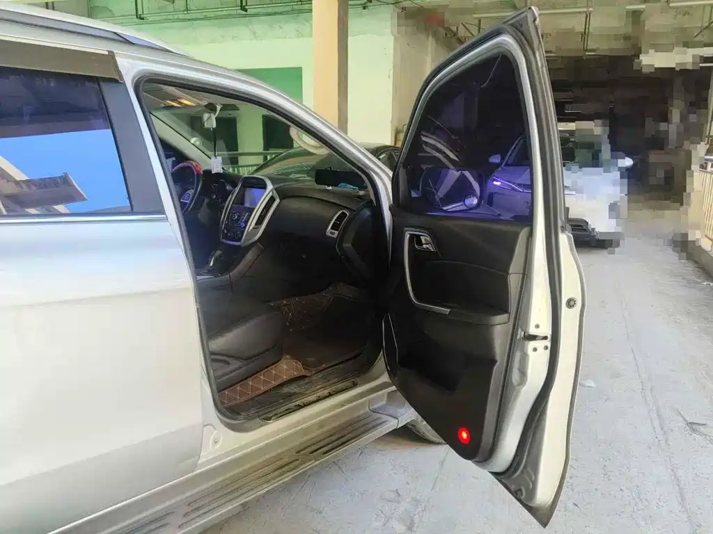 Jiangling Yusheng S350 2014 2013 2.4T Automatic 2WD Diesel Luxury 5-seater