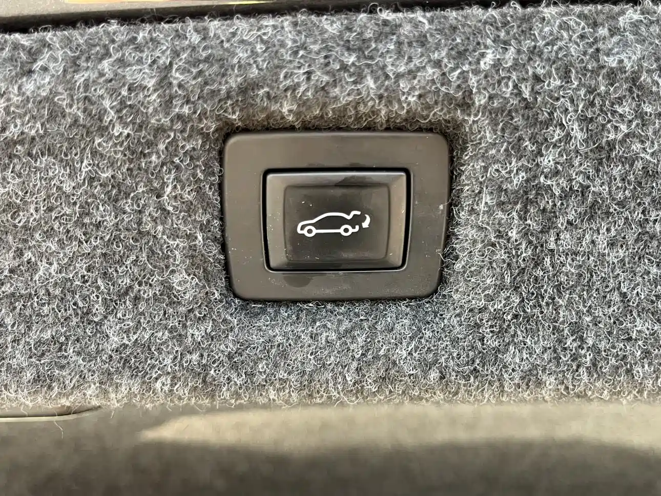 Cadillac CT6 2019 28T Leading Sport Model фото 33