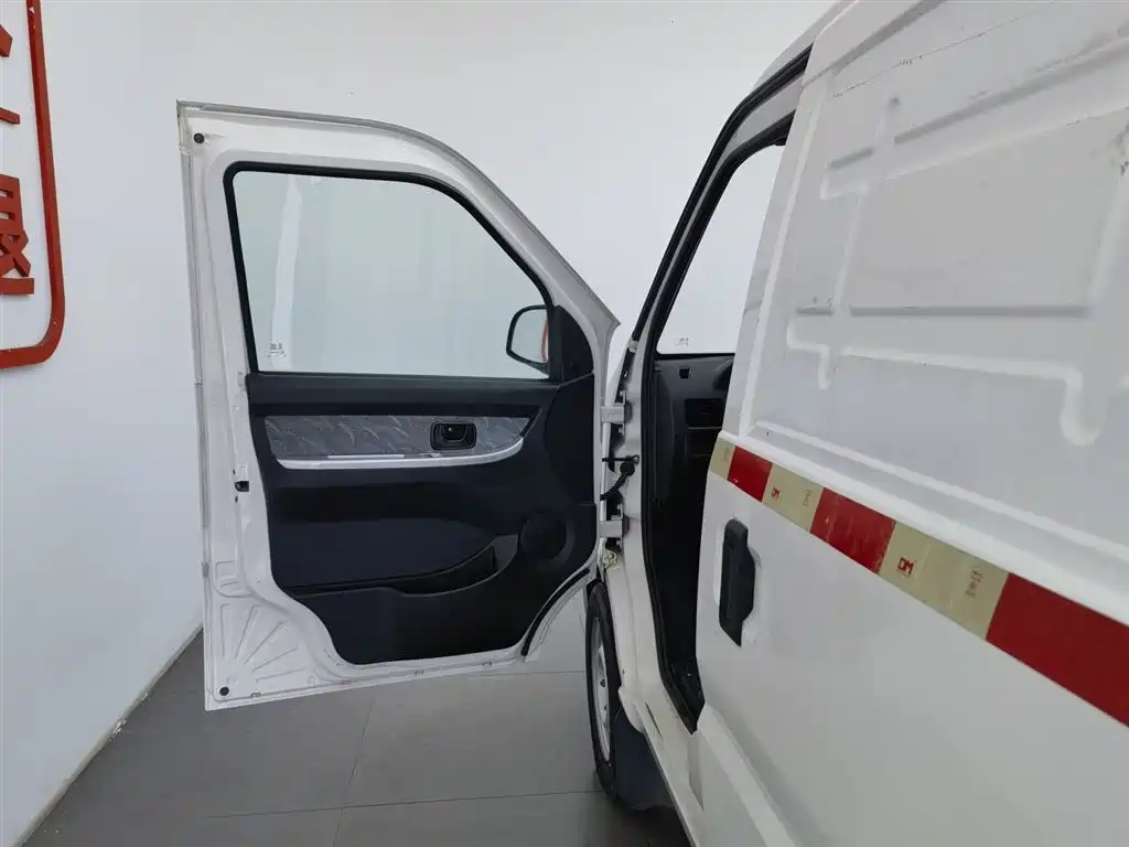 Dongfeng Ruitaite EM10
