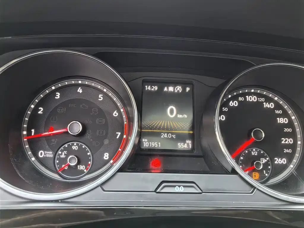 Volkswagen Tiguan L 2018 Facelift 330TSI Automatic 2WD Luxury Edition фото 12