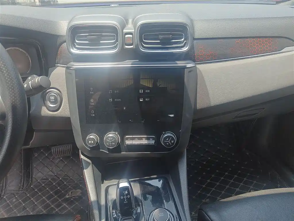 Lynk & Co 03 2021 2.0TD Auto Jin Plus фото 15