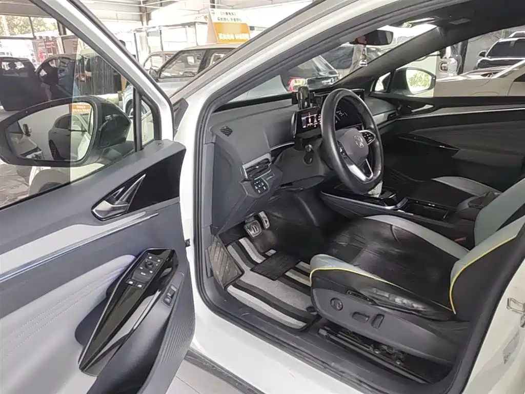 Volkswagen ID.4 CROZZ 2021 Long Range PRO 2WD фото 16