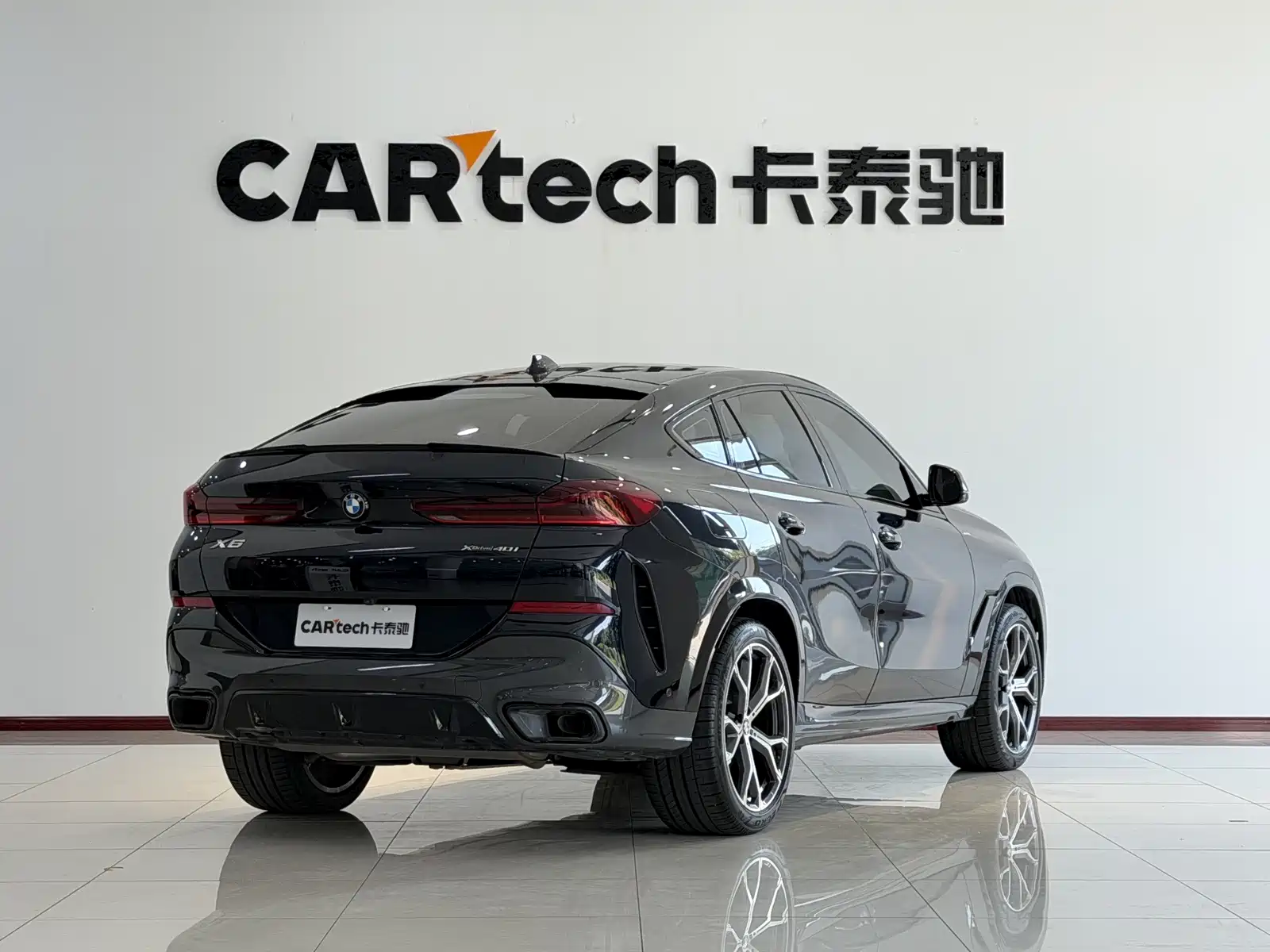 Фото 18 - BMW X6