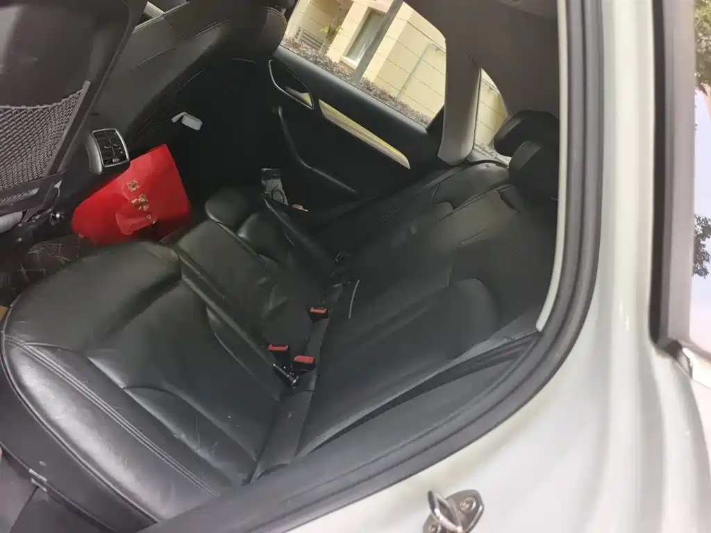 Audi Q3 2016 Model 30 TFSI Style фото 15