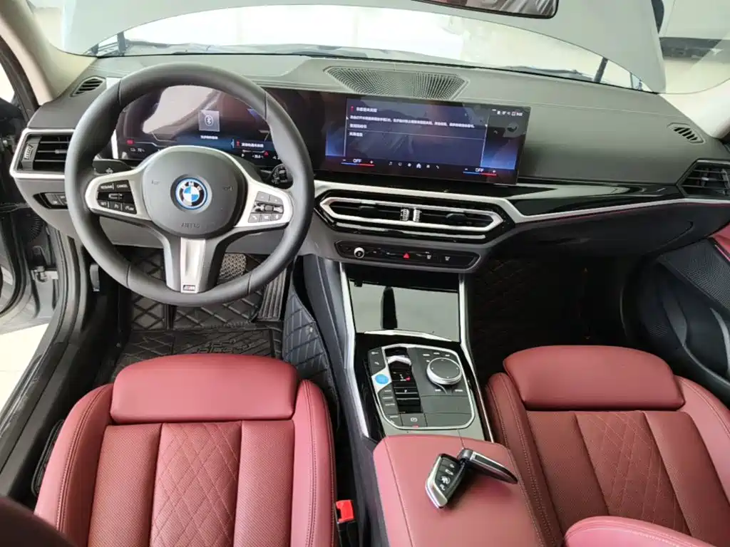 Фото 10 - BMW i3