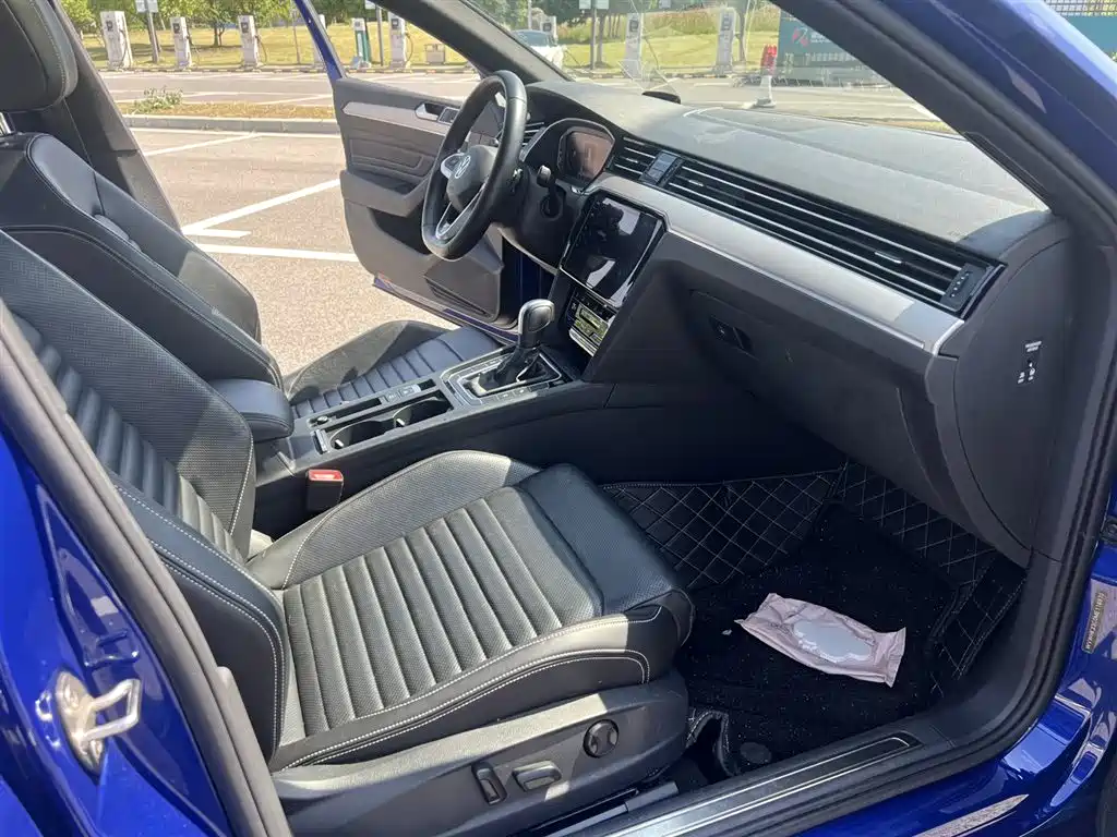 Volkswagen Weilan 2021 2.0T Touring фото 13
