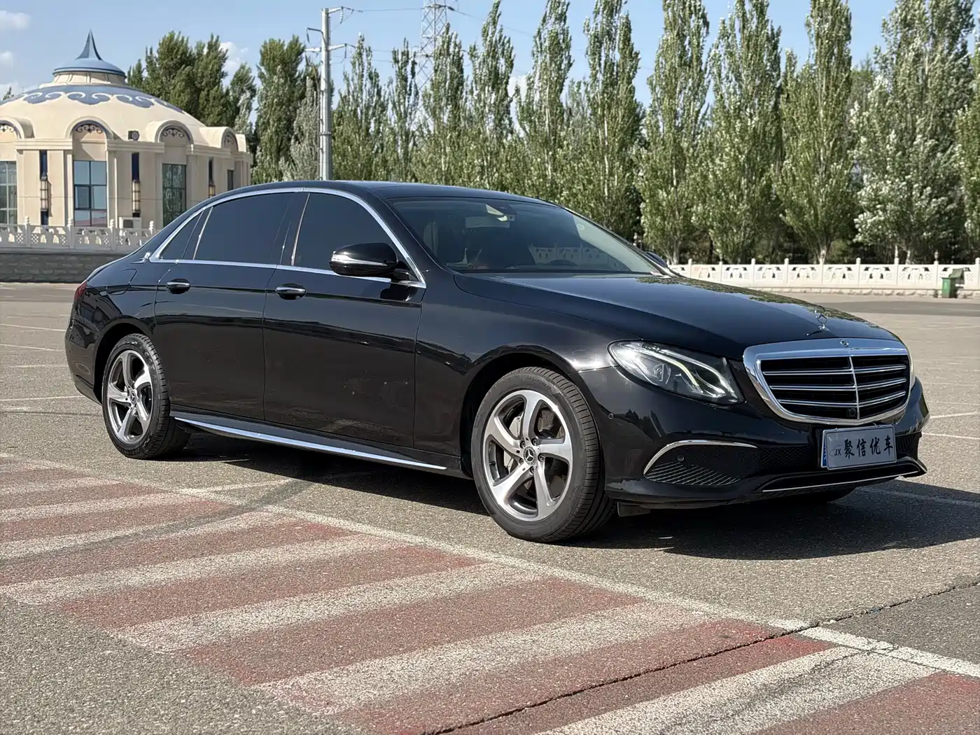 Mercedes-Benz E-Class 2018 E 300 L Sport Fashion фото 3
