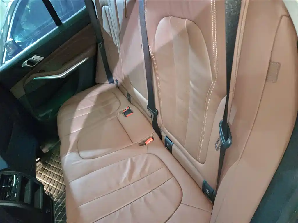 BMW X5 (Import) 2020 xDrive30i X Design Package фото 17