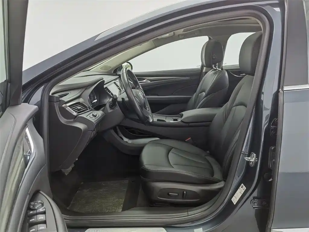 Buick LaCrosse 2019 28T Luxury Edition фото 10