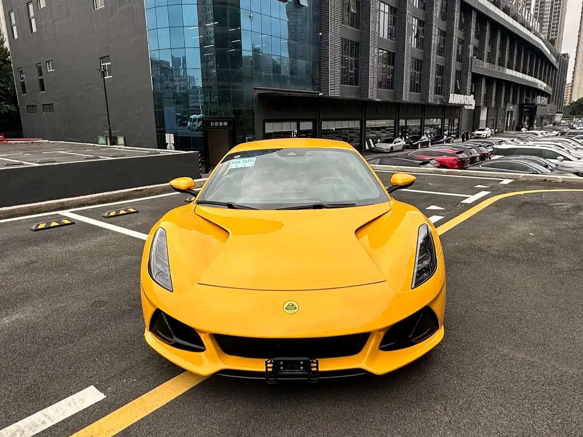 Lotus Cars EMIRA 2021 2.0T DCT First Edition фото 2