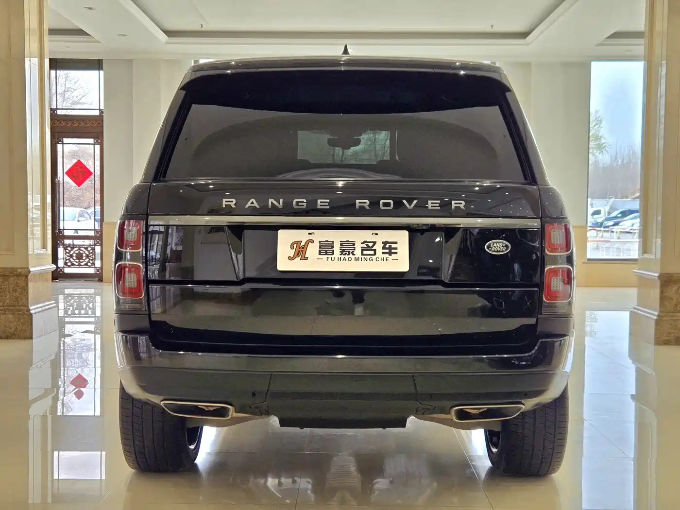 Land Rover Range Rover 2022 3.0 L6 360PS Golden Age Edition фото 4