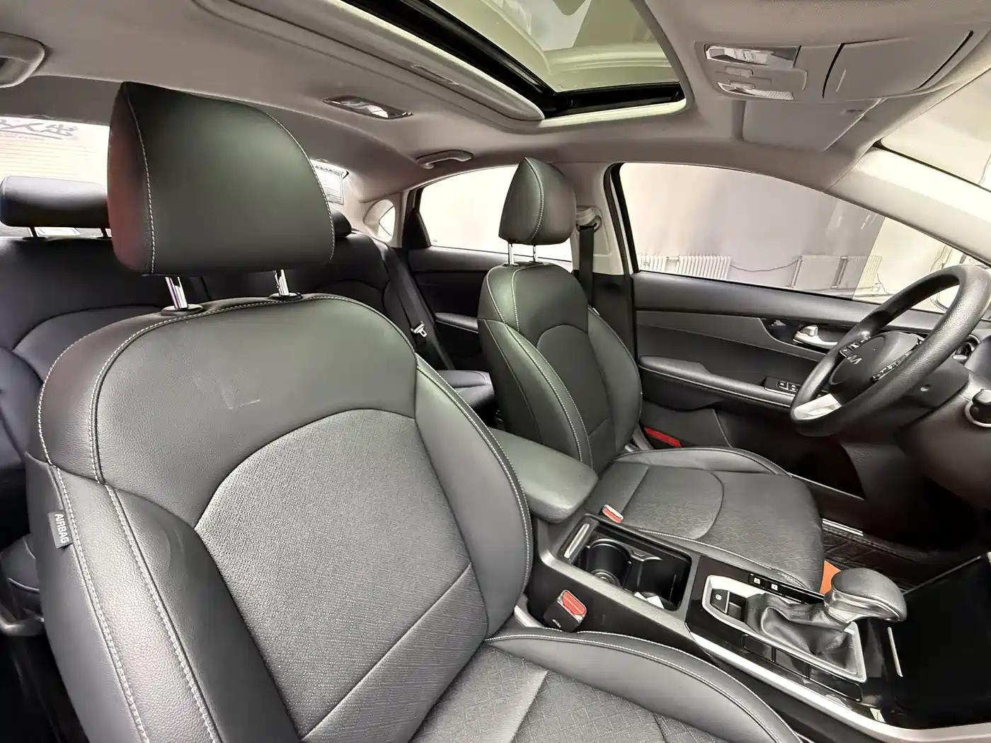 Kia K3 2021 1.5L CVT Fashion Edition фото 12