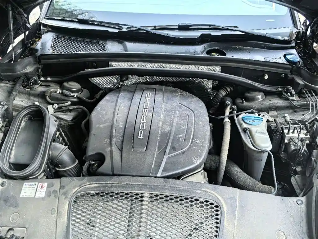 Porsche Macan 2017 Macan 2.0T фото 10