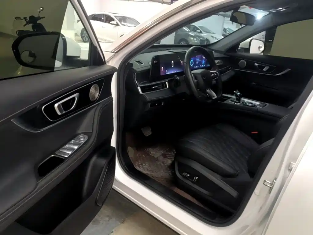 Фото 16 - Chery Tiggo 7 PLUS
