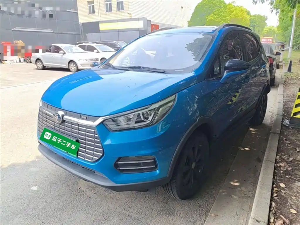 BYD Yuan New Energy 2019 EV360 Smart Connect Premium Edition фото 2