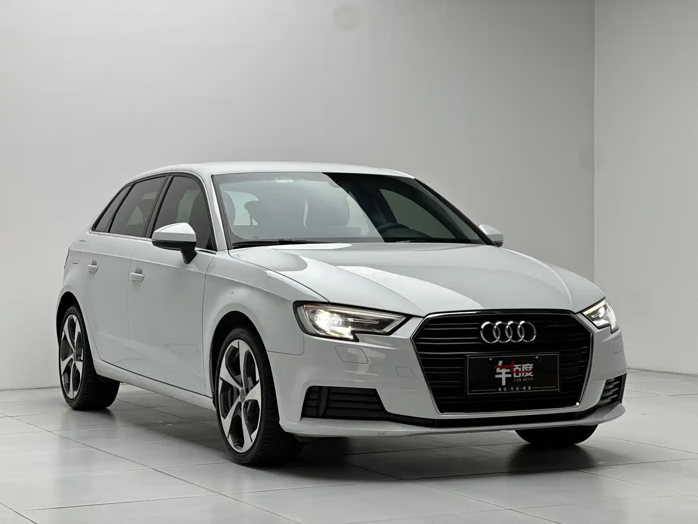 Audi A3 2018 30th Anniversary Sportback 35 TFSI Progressive фото 3