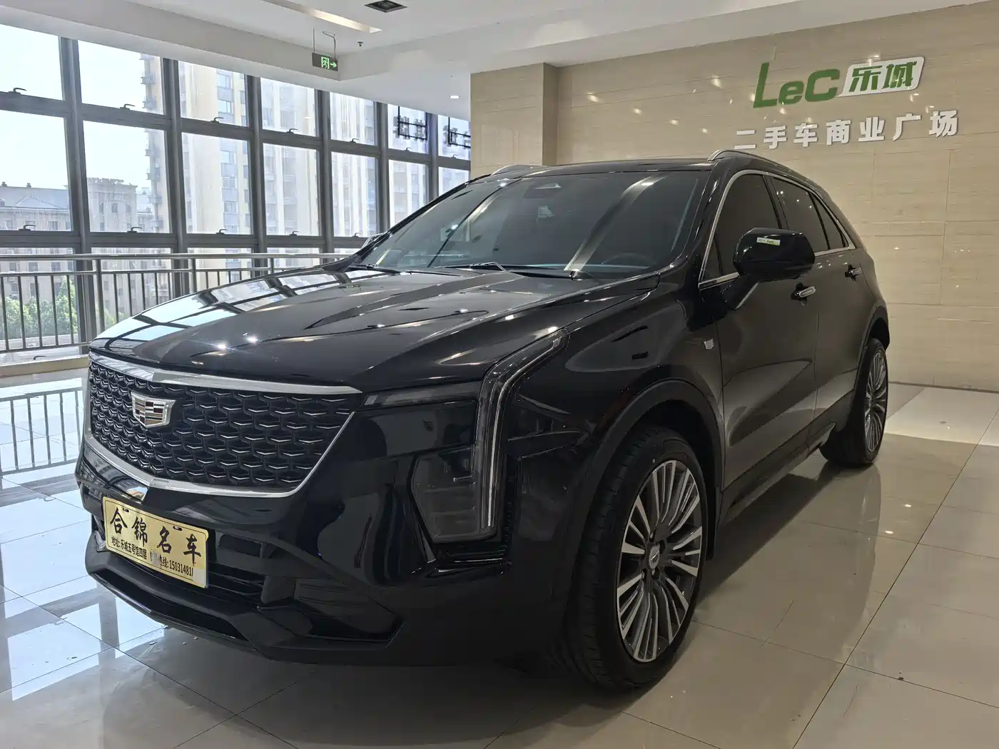 CADILLAC XT4
