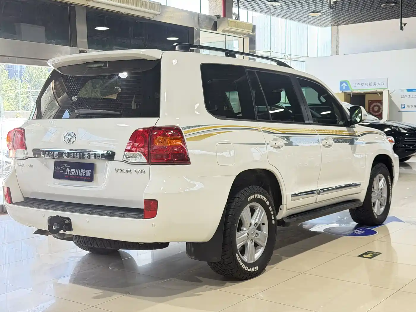 Toyota Land Cruiser 2012 4.6L Automatic VX-R фото 12