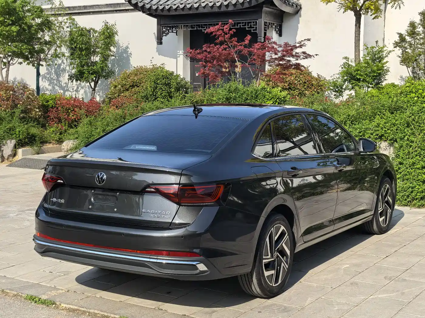Volkswagen Sagitar 2024 300TSI DSG Flying Edition фото 6