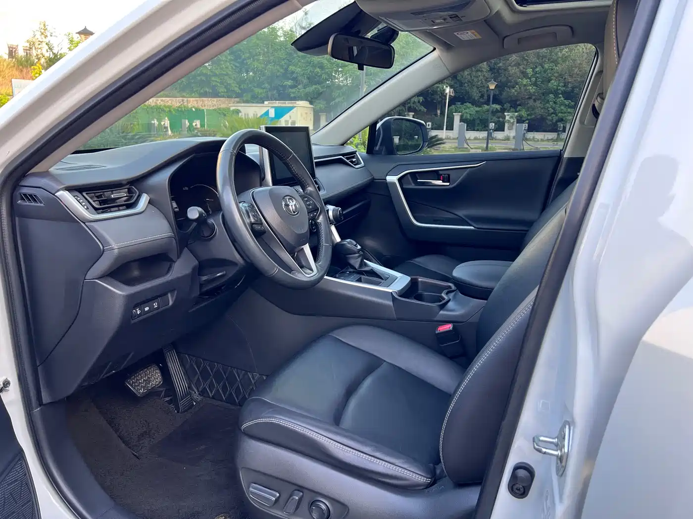 Toyota RAV4 Rongfang 2021 2.0L CVT 2WD Trend PLUS фото 8