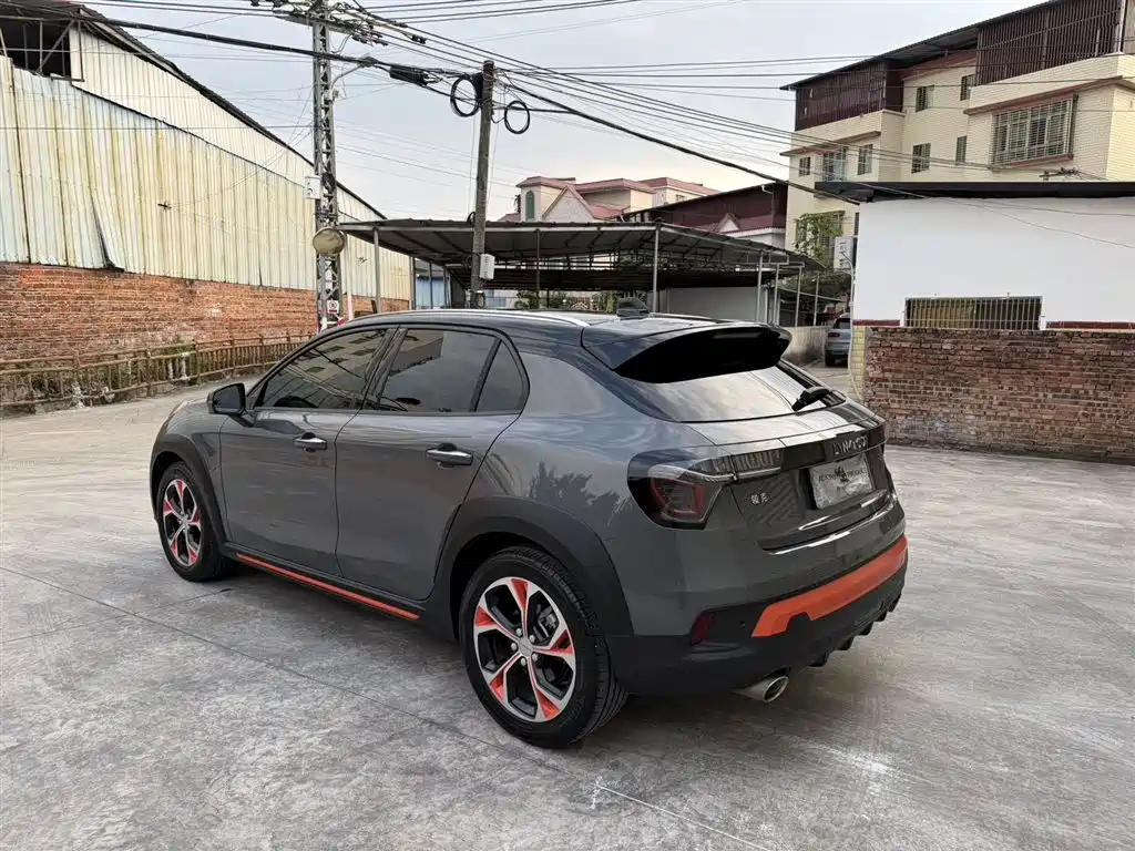 Lynk & Co 02 2019 1.5T DCT 2WD Shine Pro Edition China VI фото 6