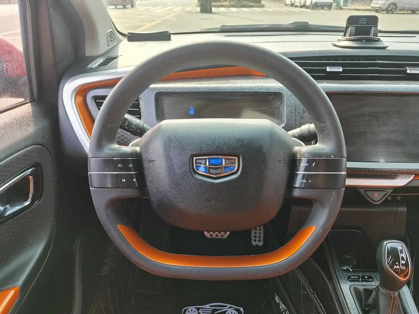 Geely Yuanjing X1 2018 2017 1.3L Auto Player Edition