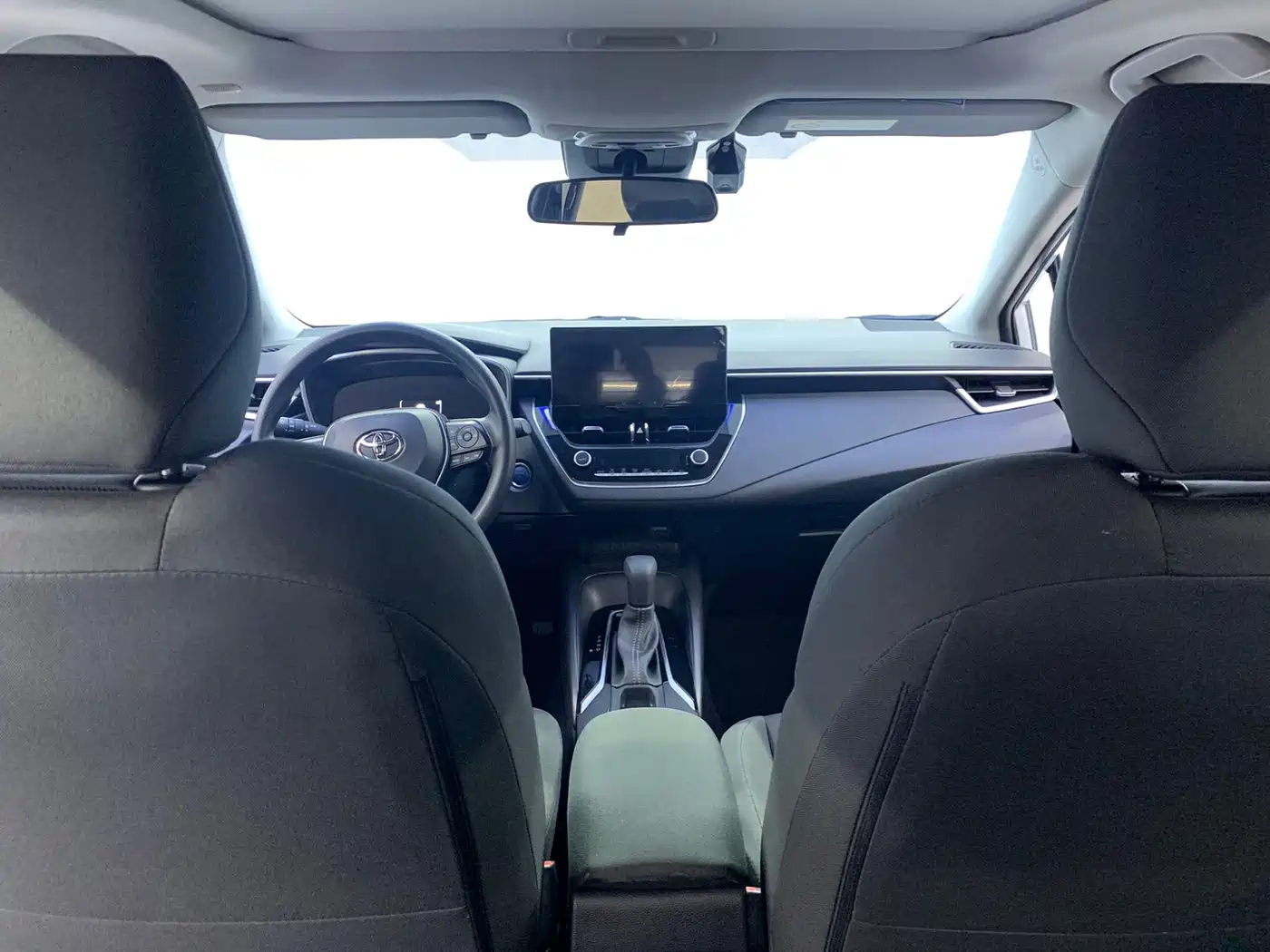 Toyota Levin 2023 Smart Hybrid 1.8L Luxury фото 16