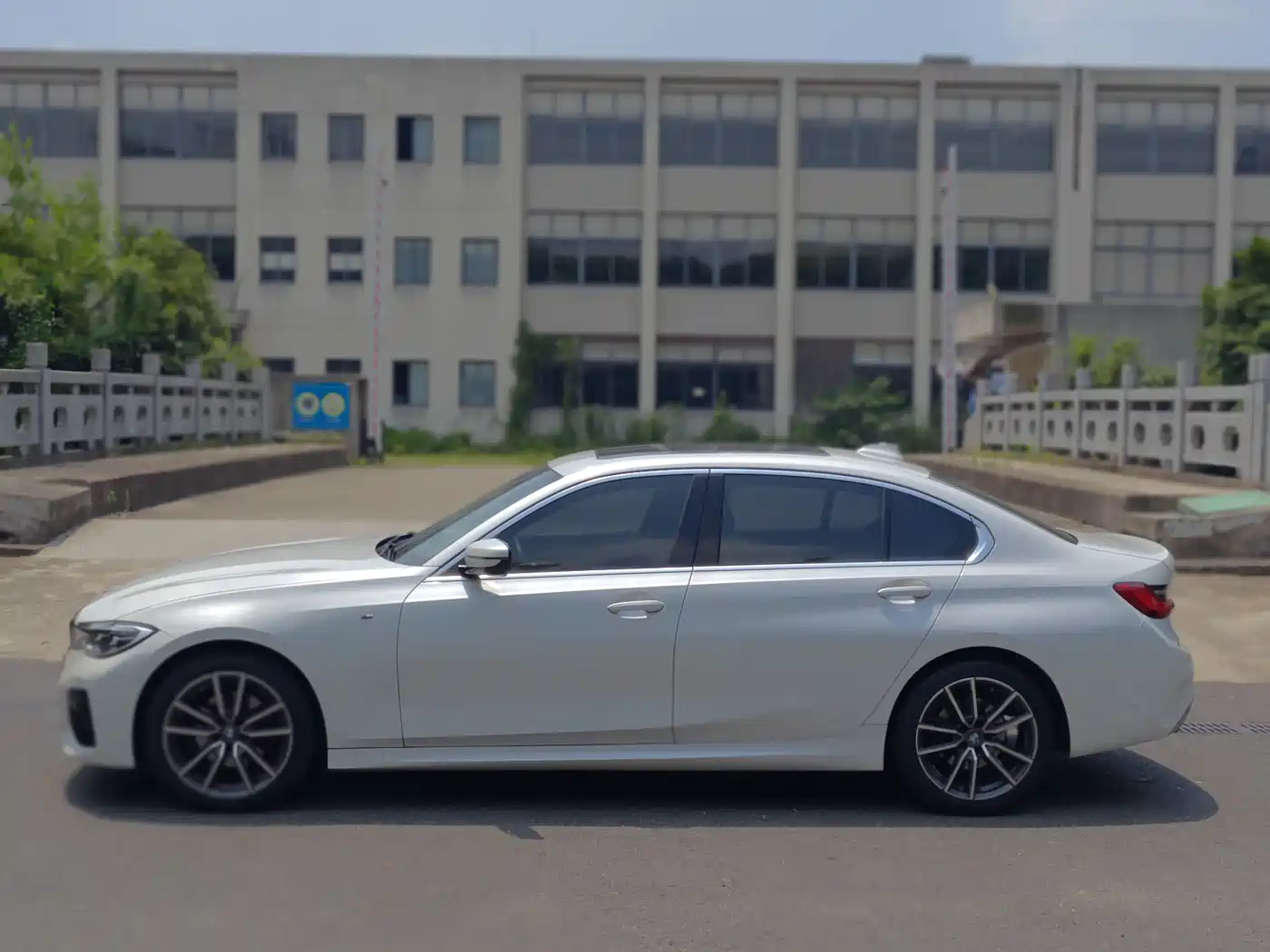 BMW 3 Series 2020 320Li M Sport Package фото 4