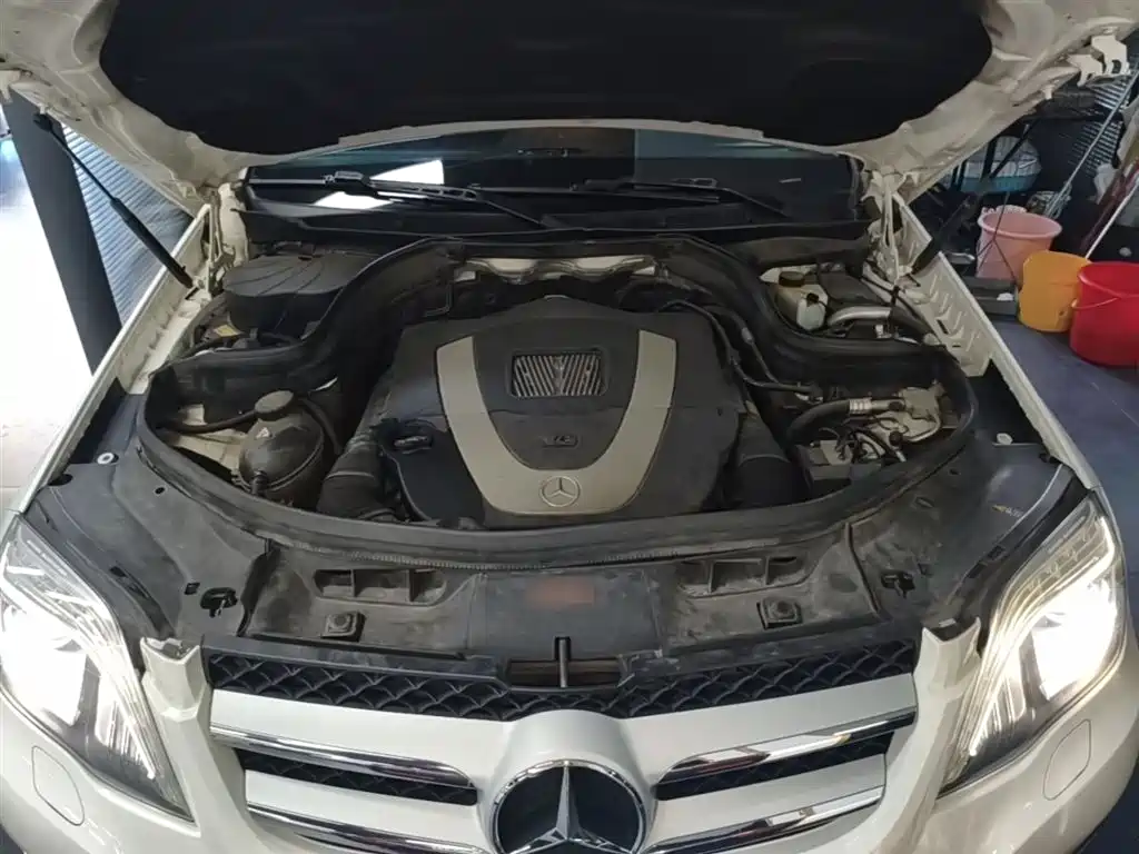 Mercedes-Benz GLK-Class 2013 Facelift GLK 300 4MATIC Fashion фото 20