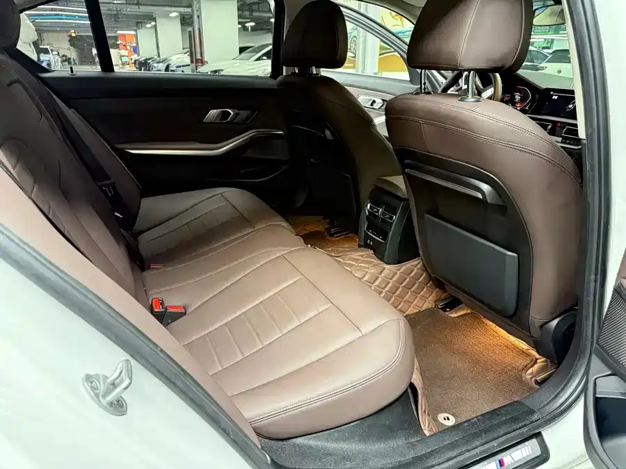 BMW 3 Series 2020 320Li M Sport Package фото 13