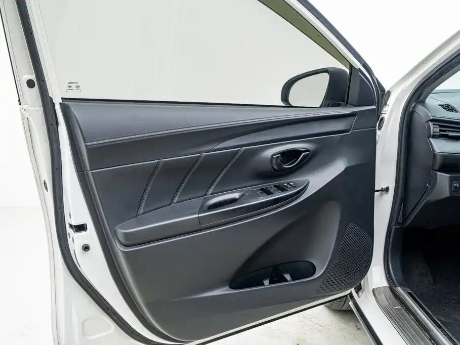 Toyota Yaris, миниатюра 10