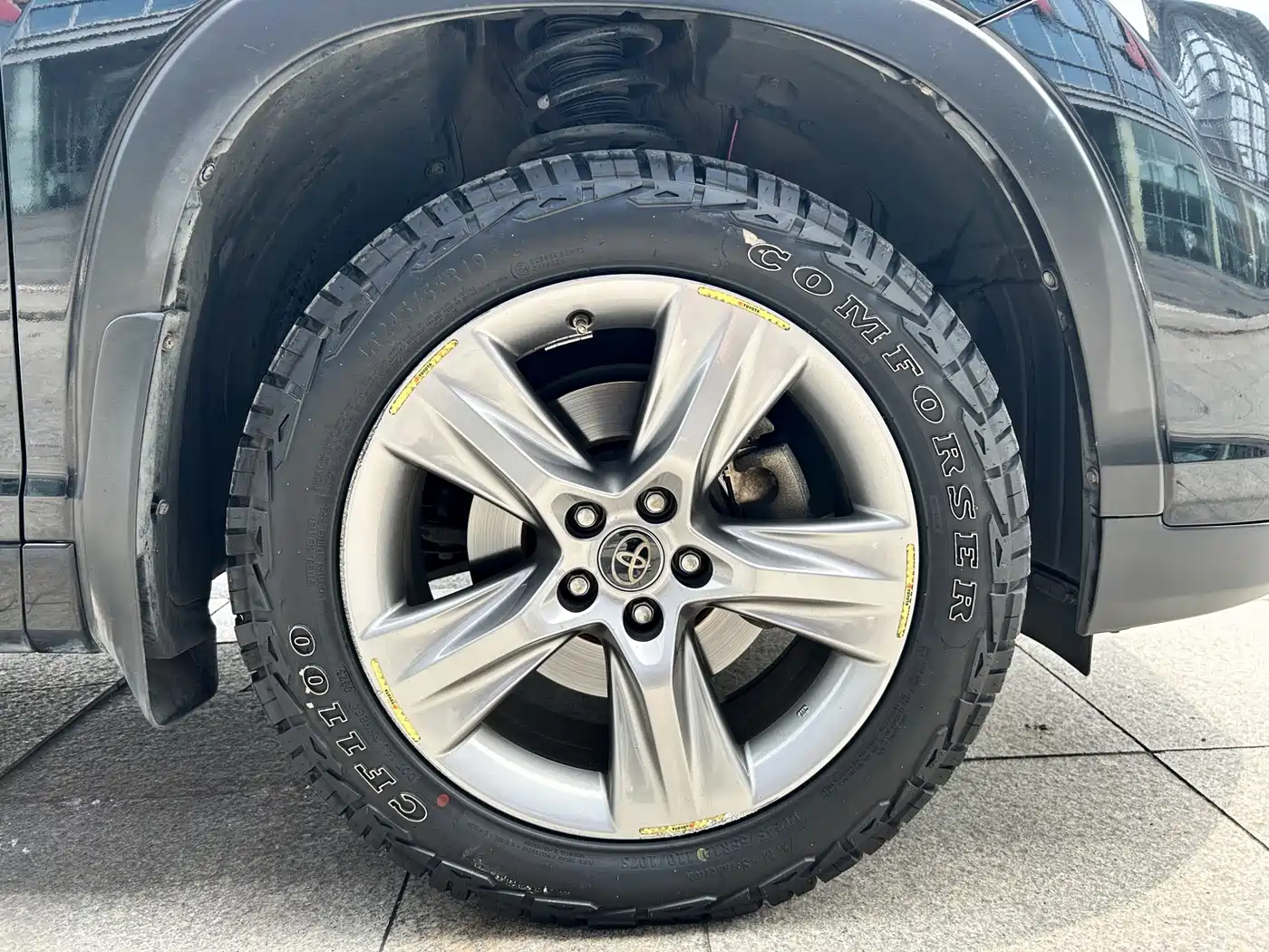 TOYOTA HIGHLANDER