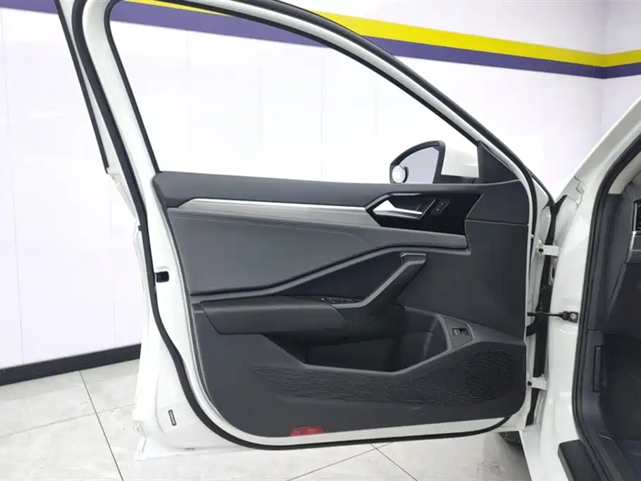 Volkswagen Sagitar 2020 280TSI DSG Comfort China VI фото 7