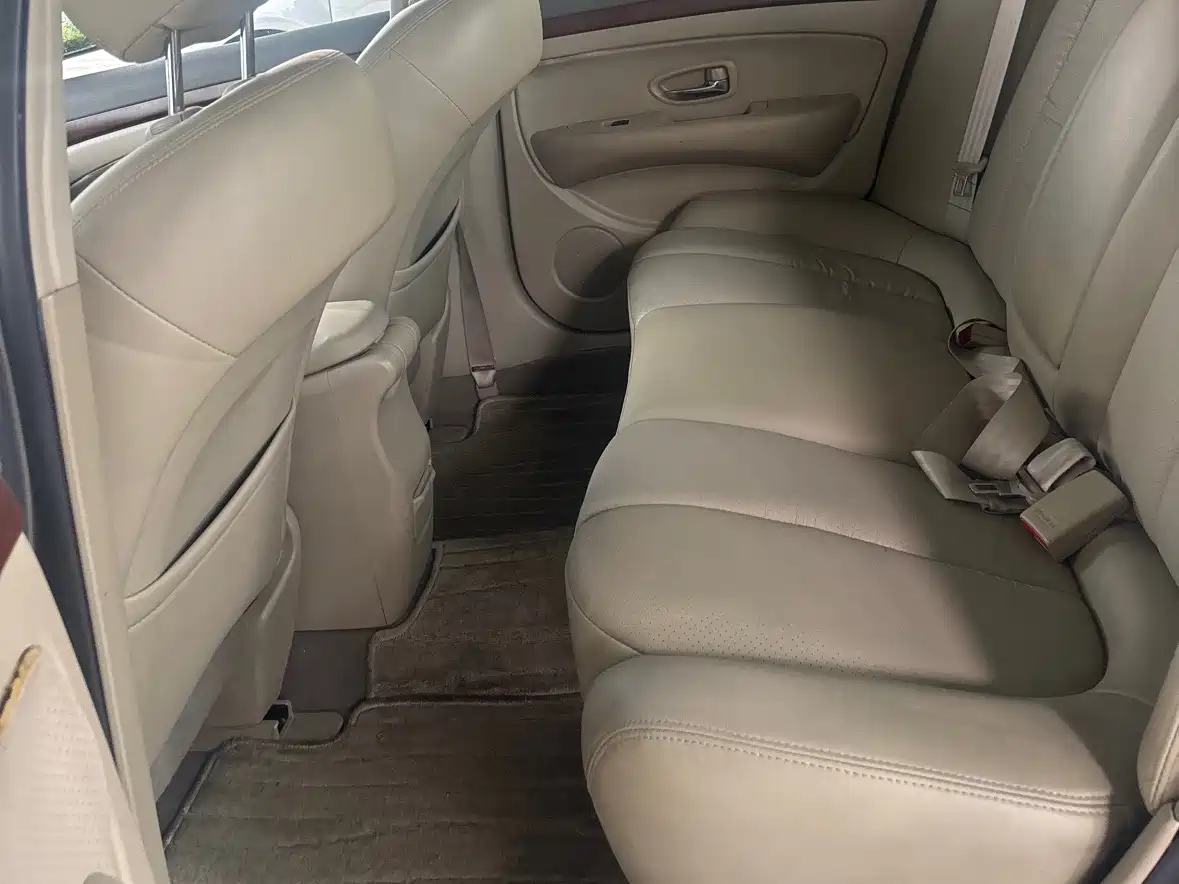 Nissan Sylphy 2011 2009 Model 1.6XL Automatic Luxury Sunroof Edition