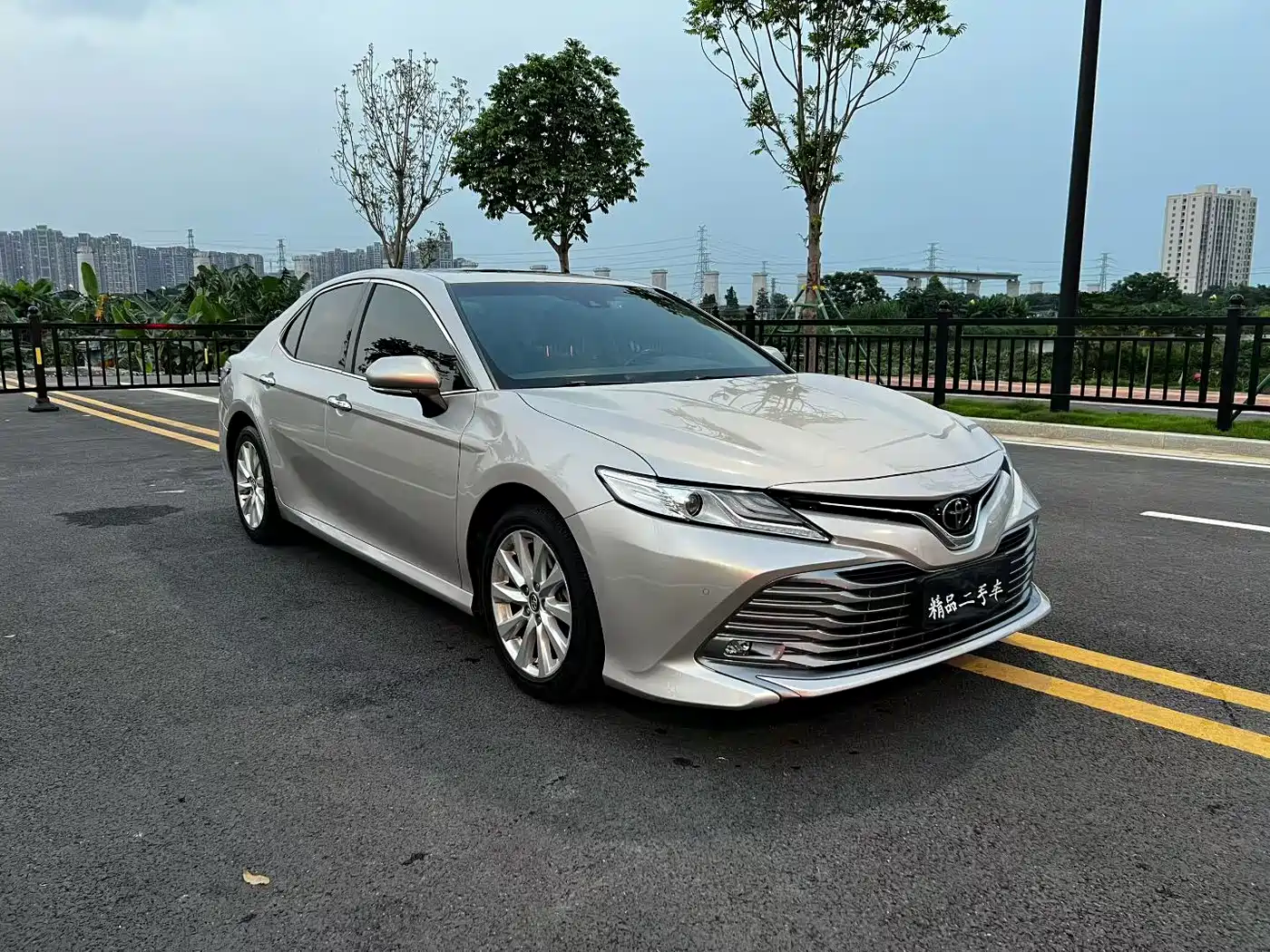 Toyota Camry 2018 2.0G Luxury Edition фото 3