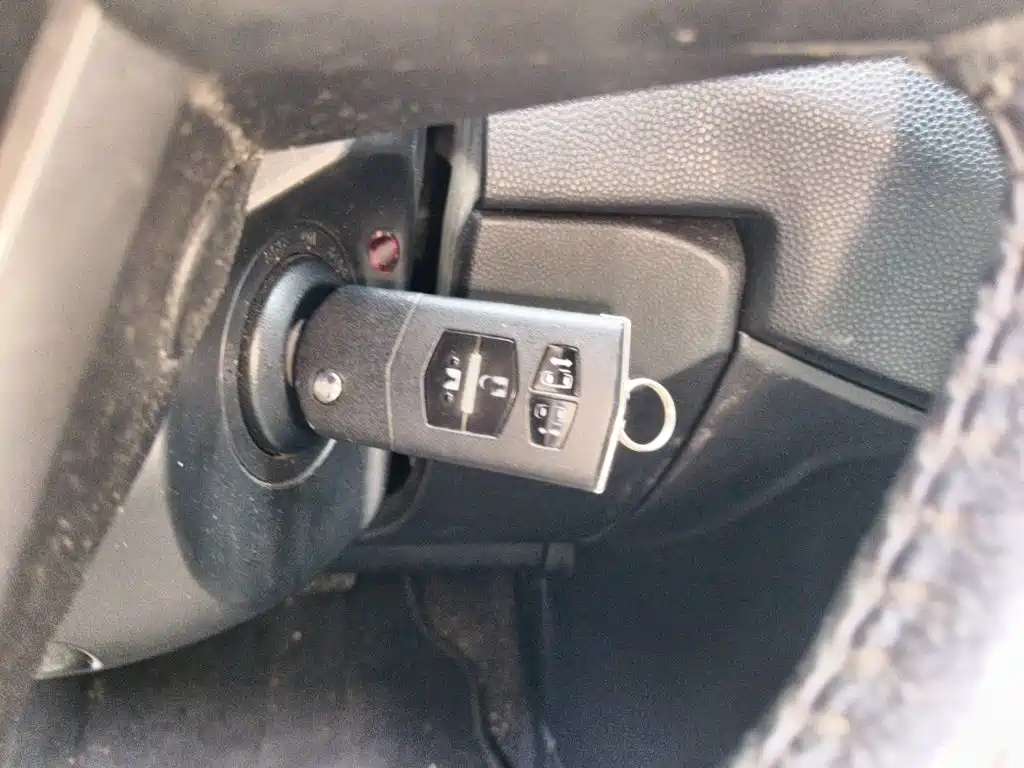 Mazda Mazda5 2014 2013 2.0L Automatic Luxury