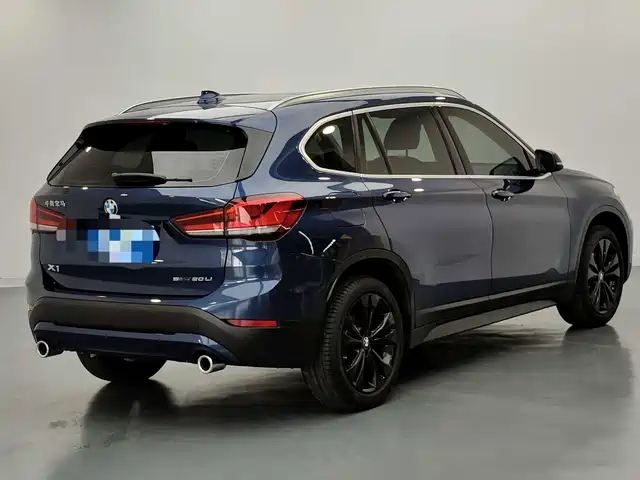 BMW X1 2020 sDrive20Li Fashion Model — фото 4