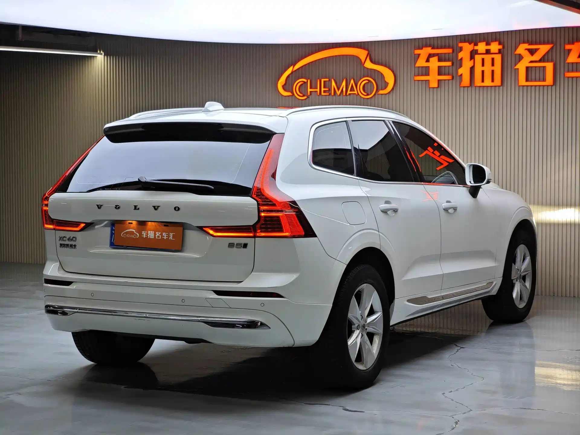 Фото 4 - Volvo XC60