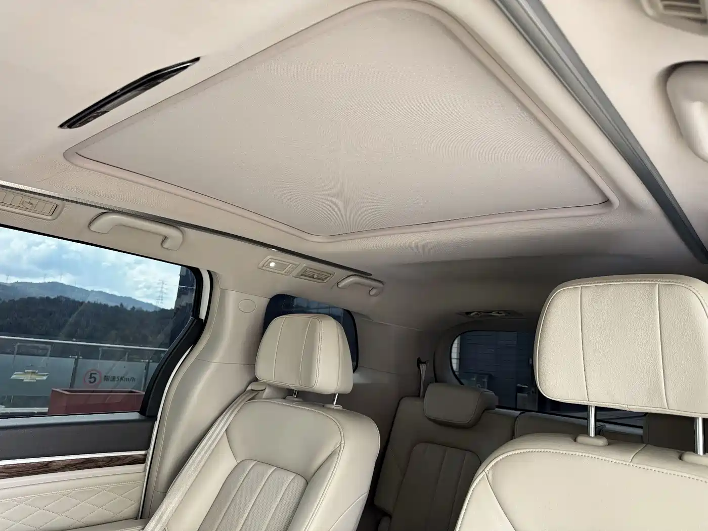 GAC Trumpchi Trumpchi M8 2018 320T Flagship Edition фото 28