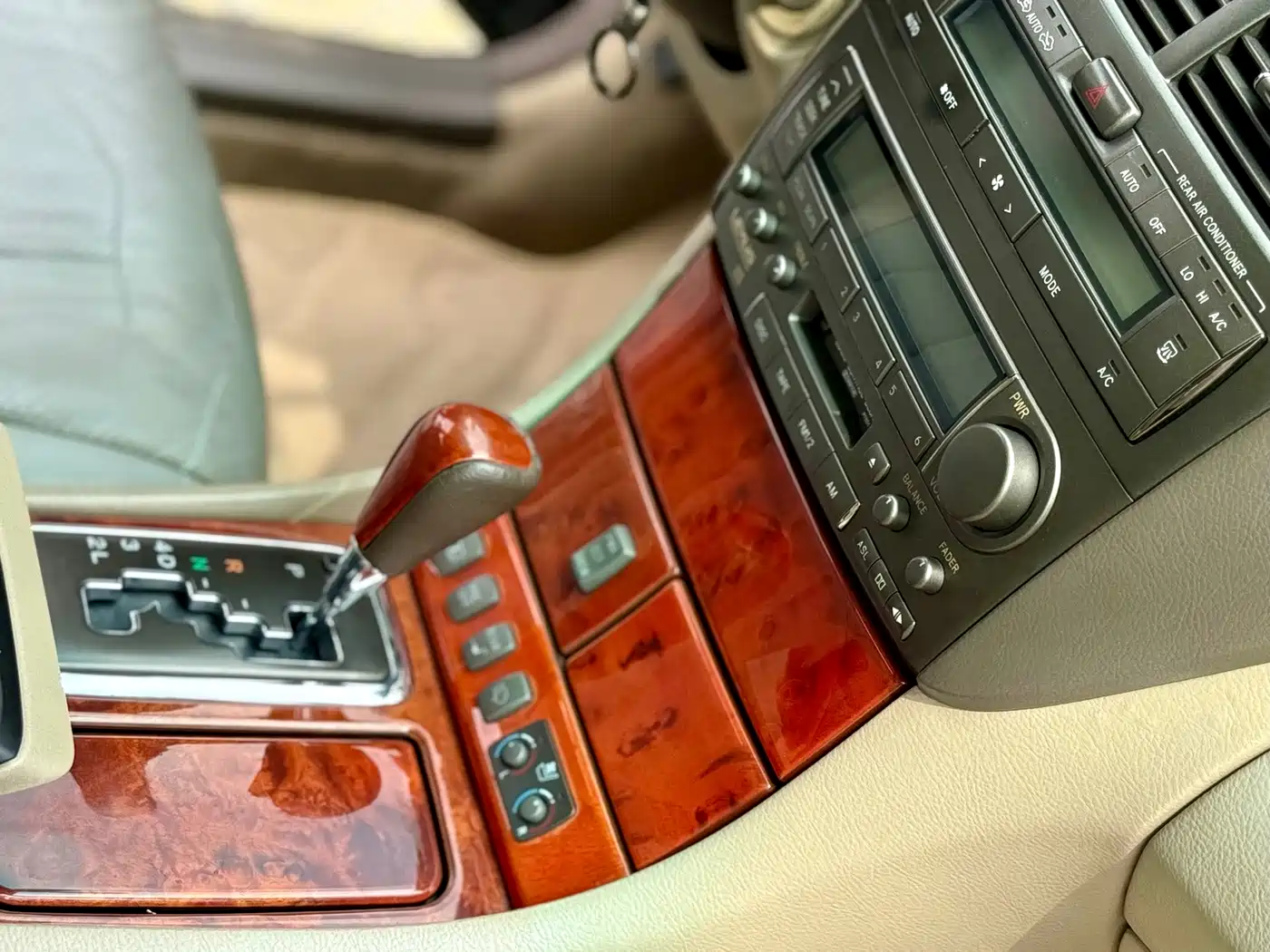 Lexus LS 2003