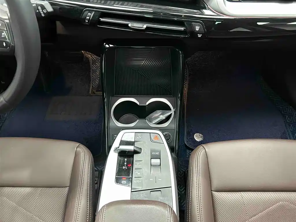 BMW X1 2023 sDrive20Li X Design Package фото 5