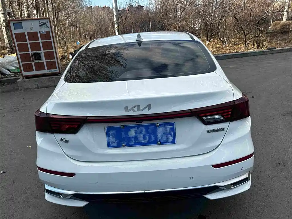 Kia K3 2023 2021 Facelift 1.5L CVT Fashion Edition