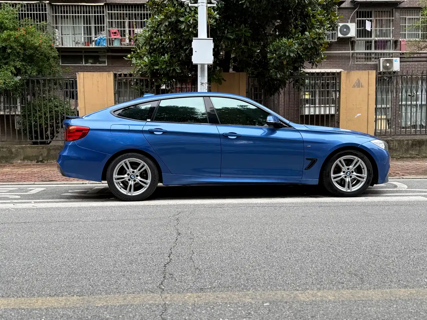BMW 3 Series GT 2016 328i Design Package фото 4