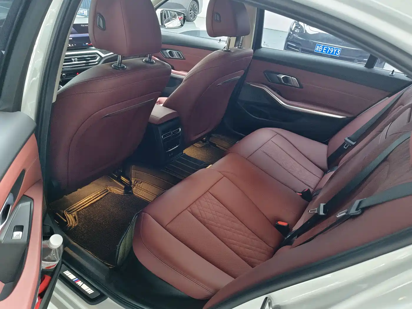 BMW 3 Series 2024 325Li M Sport Package фото 8